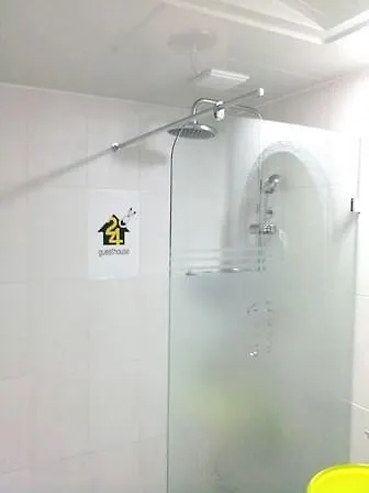 ** Konukevi 24 Guesthouse Gangnam Seul Güney Kore